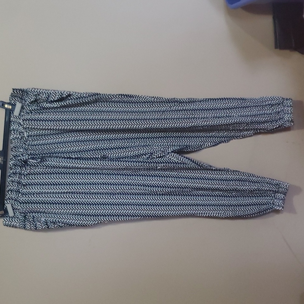 Agile exclusive pants size xl